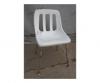 Fehér műanyag szék